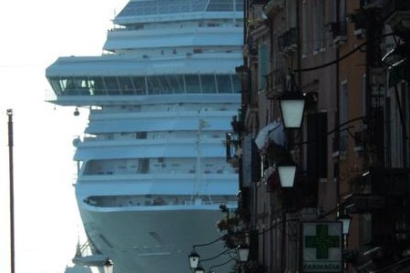 Venise en gros bateau – Venecia en barco grande (2/7)