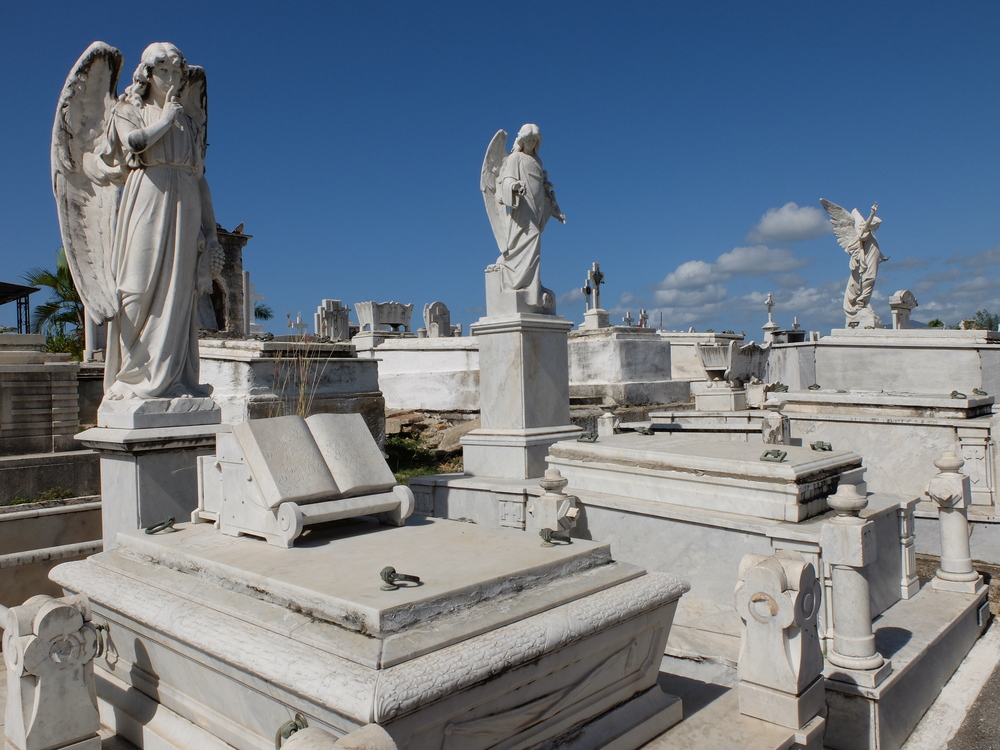 cuba2016santiago-cementerio-santa-ifigenia10