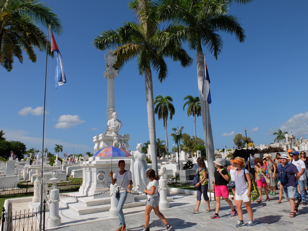 cuba2016santiago-cementerio-santa-ifigenia12