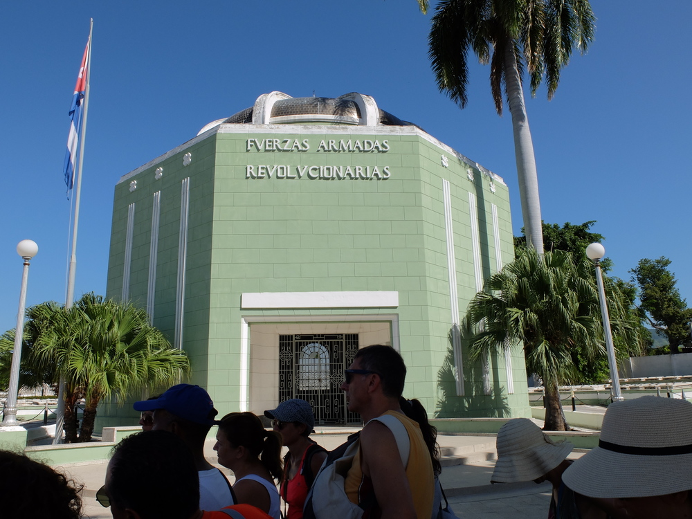 cuba2016santiago-cementerio-santa-ifigenia2