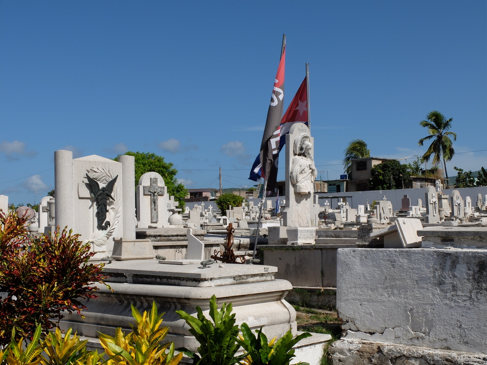 cuba2016santiago-cementerio-santa-ifigenia3