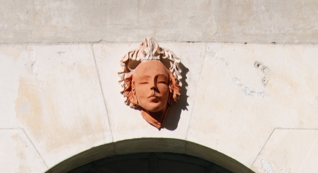 cadeau – regalo: una foto de puerta – une photo de porte
